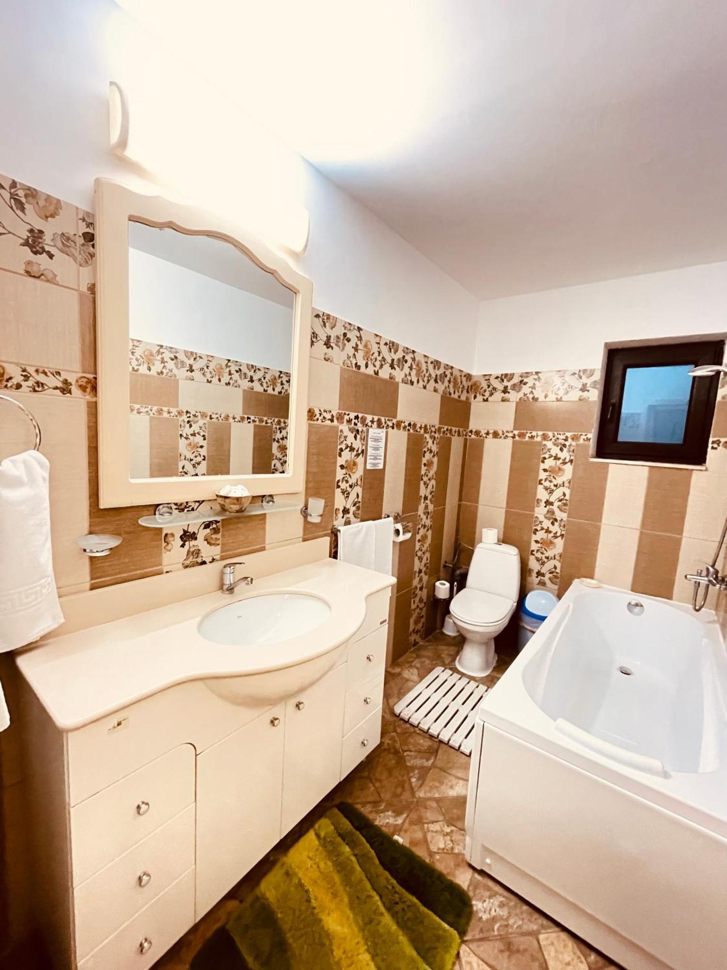 Presidential Apartment Сучава Экстерьер фото